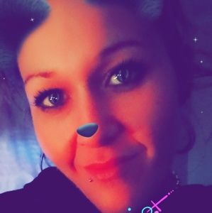 Meet your Posher, Alisha